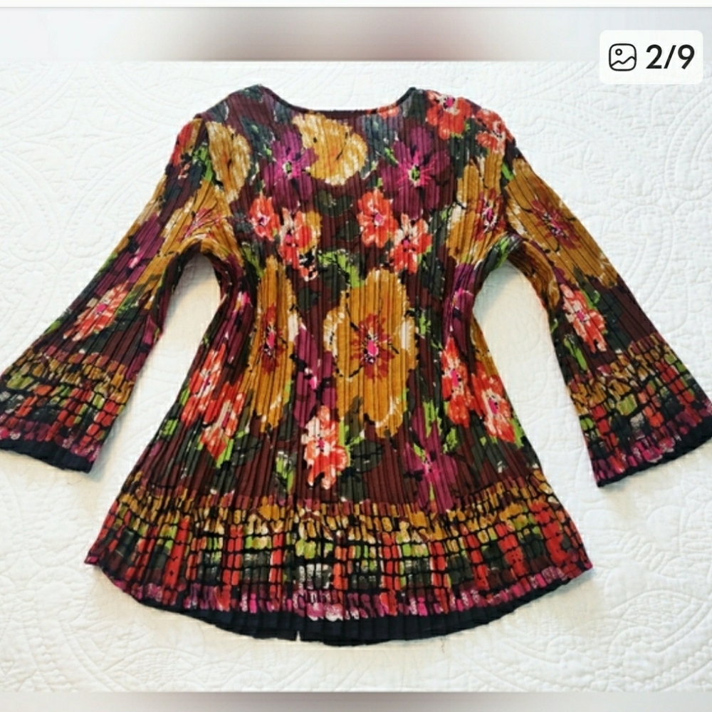 Larry Levine floral blouse.